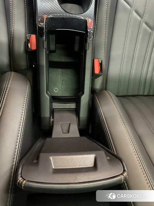 Peugeot 2008 id 3907952 из Китая 12