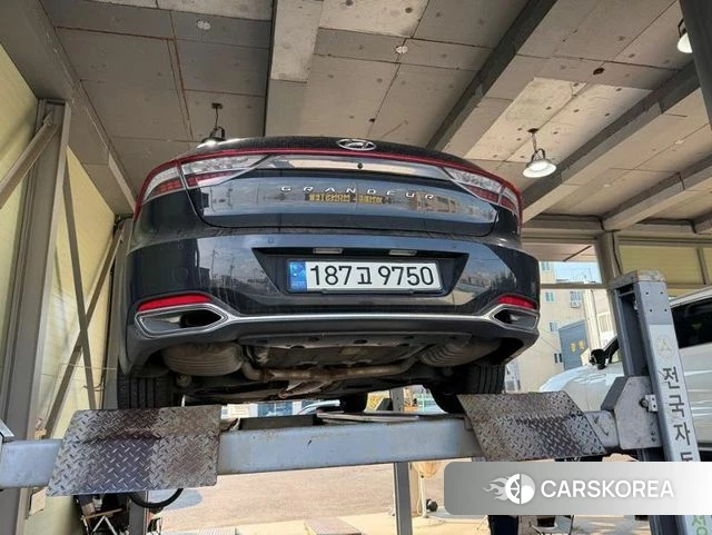 Hyundai The New Grandeur IG Hybrid 2020 Черный из Кореи, фото 2