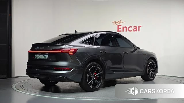 Audi e-Tron id 4835772 из Кореи 12