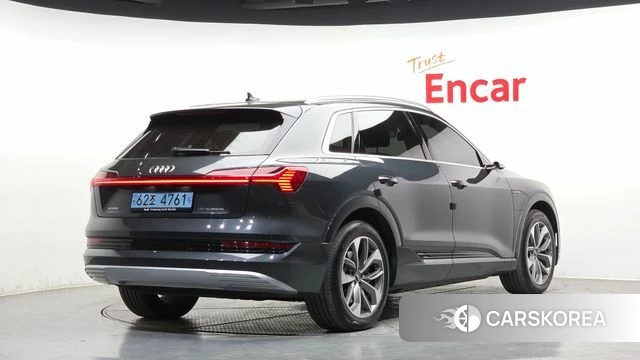 Audi e-Tron id 3899020 из Кореи 12