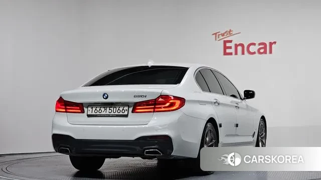 BMW 5 Series (G30) id 3434815 из Кореи 12