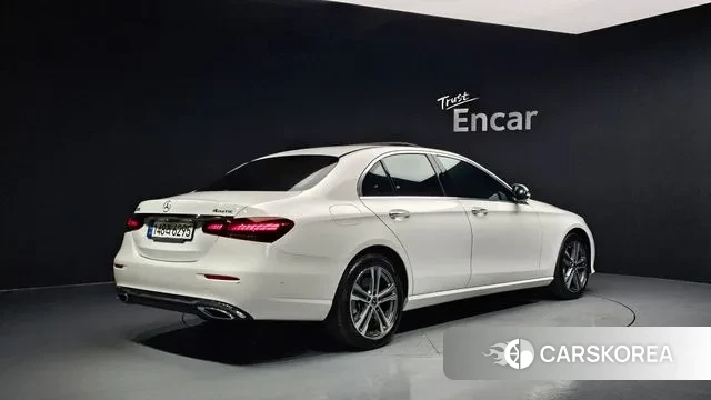 Mercedes-Benz E-Class W213 id 3472924 из Кореи 12