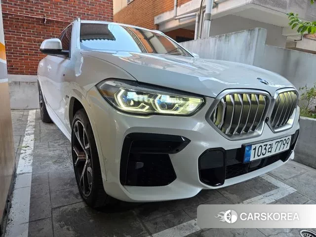 BMW X6 (G06) 2022 Белый из Кореи, фото 2