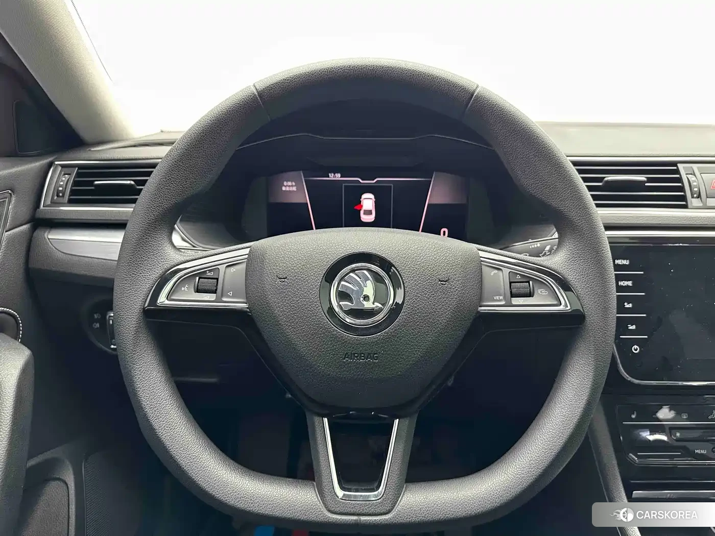 Skoda Superb id 4654468 из Китая 11