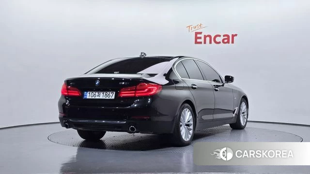 BMW 5 Series (G30) id 3796162 из Кореи 12