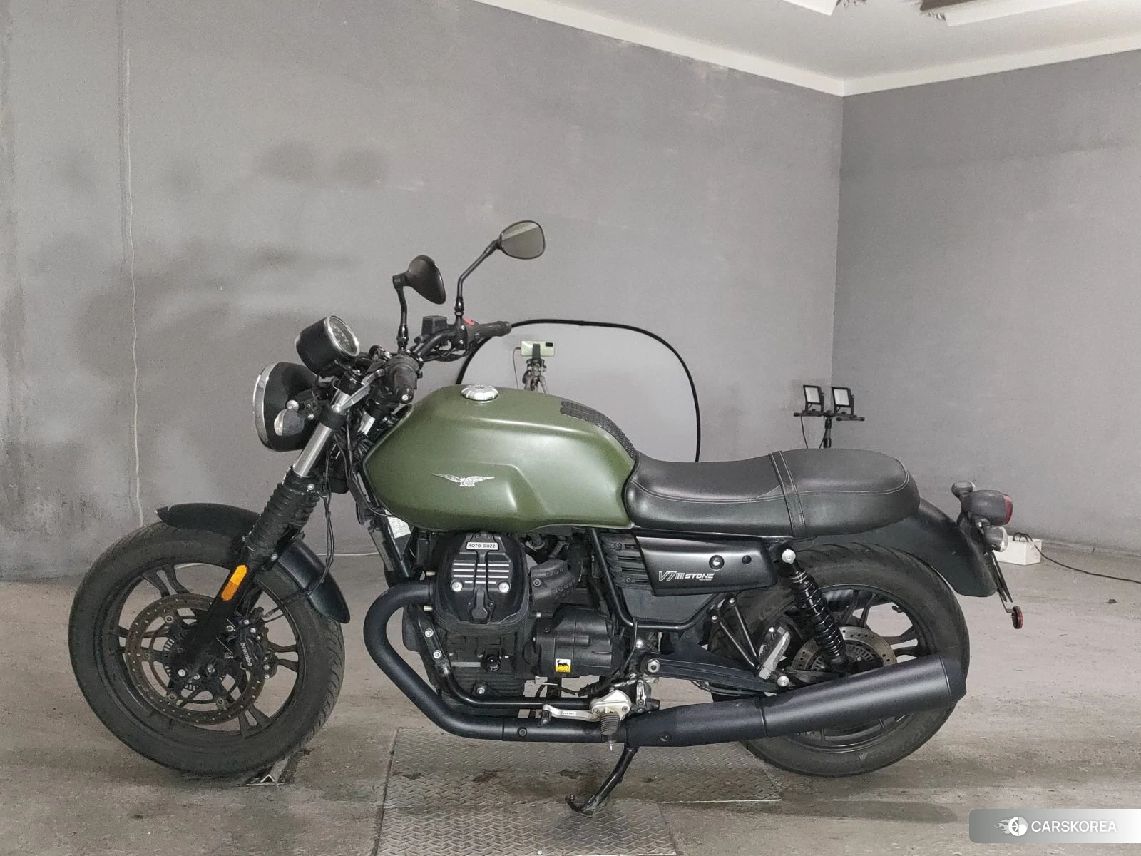 MOTO GUZZI V7 STONE 2018 из Японии, фото 2