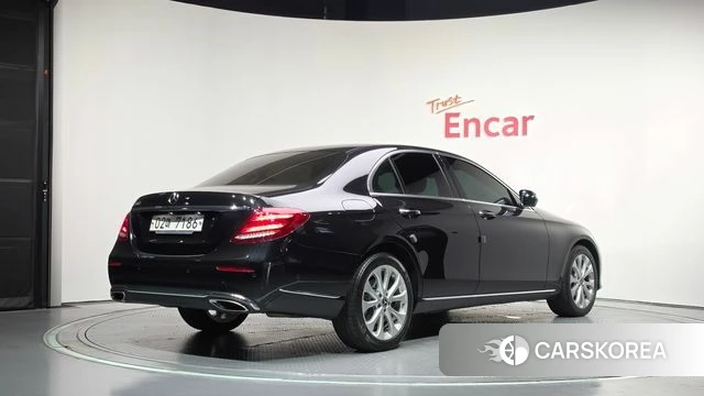 Mercedes-Benz E-Class W213 id 4684586 из Кореи 12