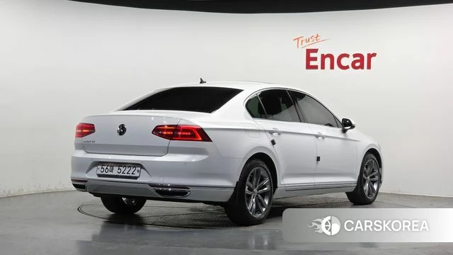 Volkswagen Passat GT (B8) id 3937179 из Кореи 12