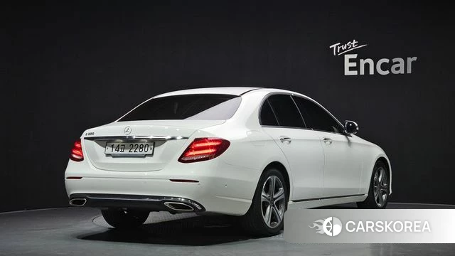 Mercedes-Benz E-Class W213 id 4610177 из Кореи 12