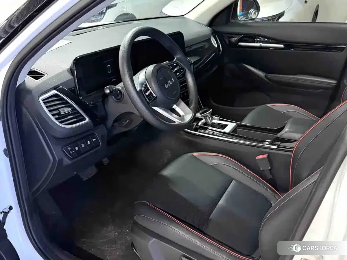 Kia Seltos 2023 Белый из Китая, фото 2
