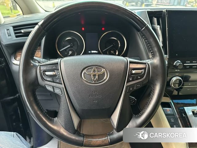 Toyota Elfa id 4235041 из Китая 9
