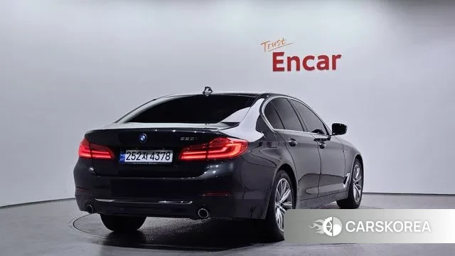 BMW 5 Series (G30) id 3728292 из Кореи 12