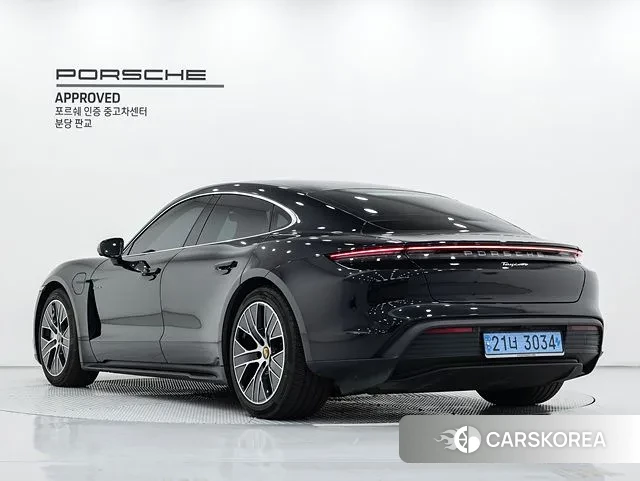 Porsche Taycan id 3420335 из Кореи 12