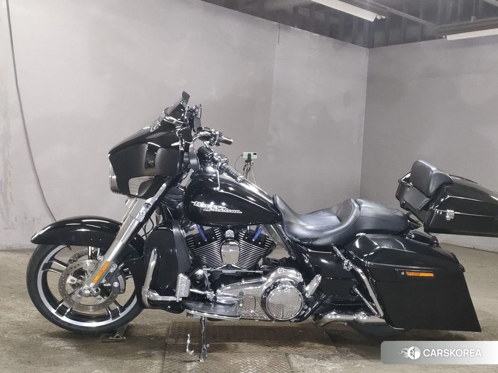 Проданный Harley-Davidson Street Glide FLHX1690 2014 из Японии, фото 2