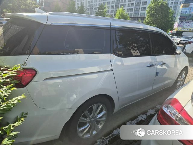 Kia The New Carnival 2018 Белый из Кореи, фото 2