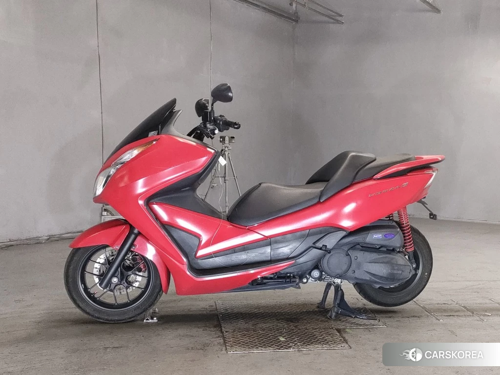 Проданный Honda FORZA 2013 из Японии