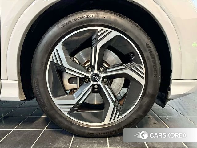 Audi Q4 e-tron id 4235963 из Китая 8