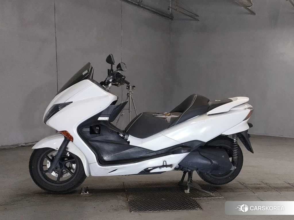 Проданный Honda FORZA Z 2012 из Японии, фото 2