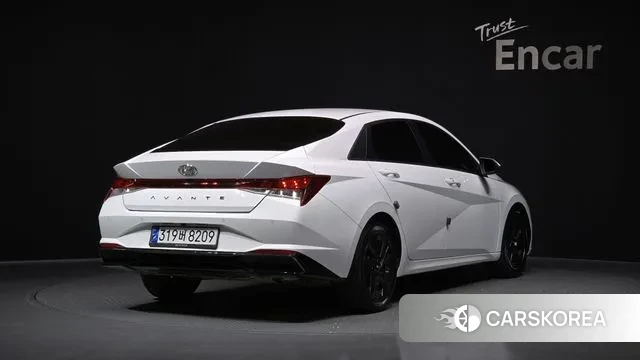 Hyundai Avante Hybrid (CN7) id 3355235 из Кореи 12