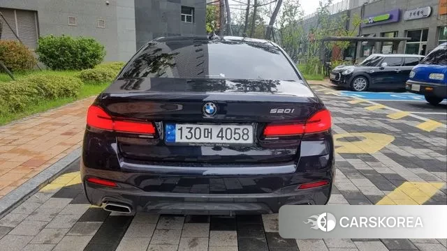 BMW 5 Series (G30) 2023 Черный из Кореи, фото 4