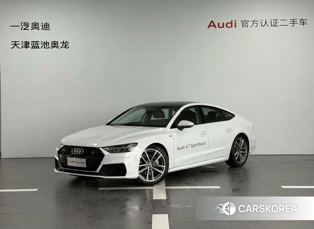 Audi A7 2024 Белый из Китая, фото 2