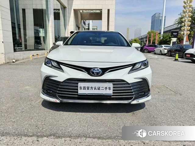 Toyota Camry 2021 Белый из Китая, фото 5