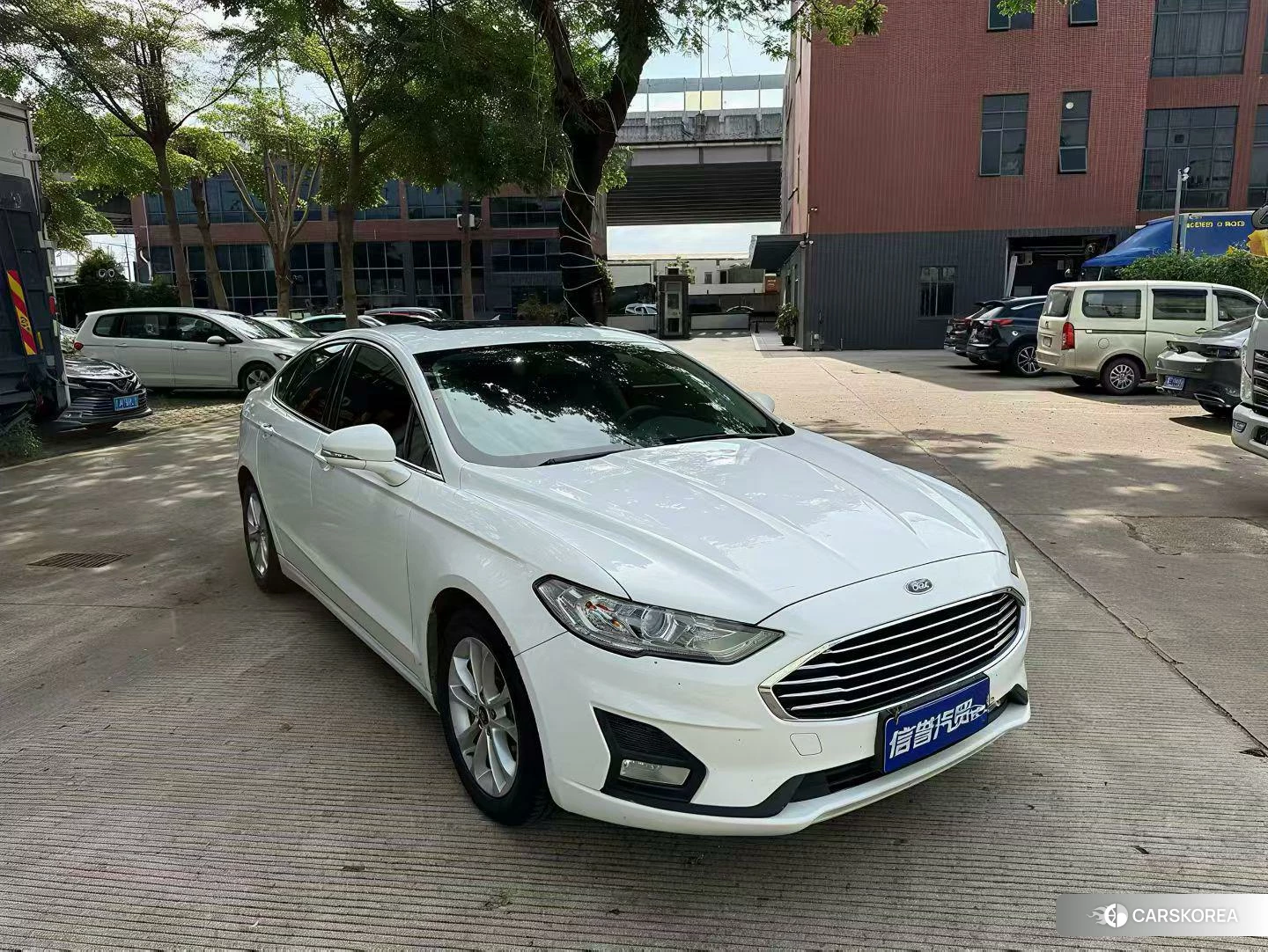 Ford Mondeo 2020 Белый из Китая, фото 2