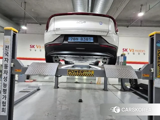 Kia EV6 2021 Белый из Кореи, фото 2