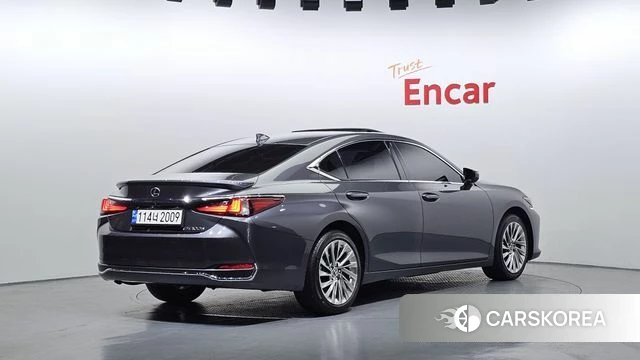 Lexus ES300h 7th generation id 4303063 из Кореи 12