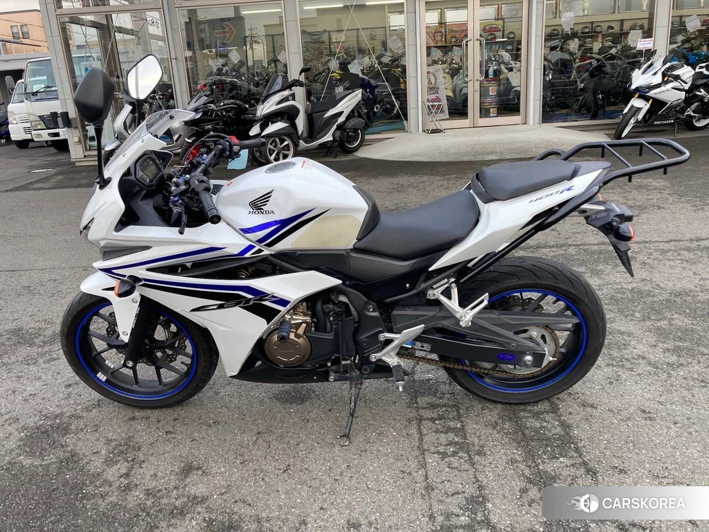 Проданный Honda CBR400R ABS 2017 из Японии