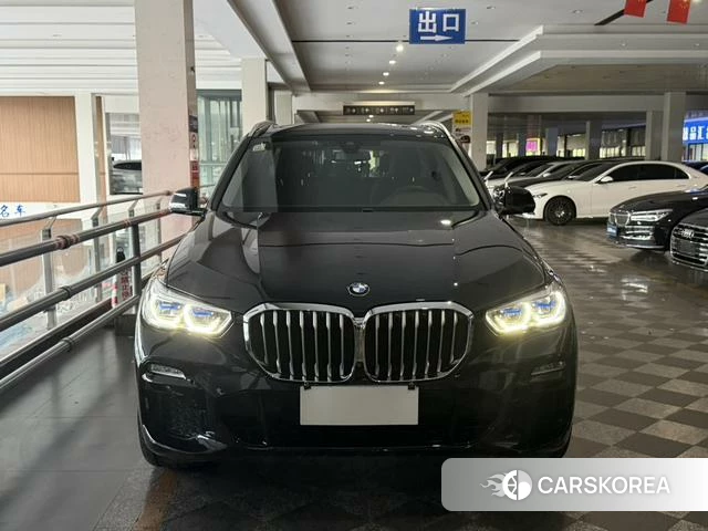 BMW X5 (imported) 2021 Черный из Китая, фото 2