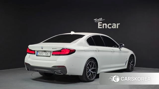 BMW 5 Series (G30) id 3922724 из Кореи 12