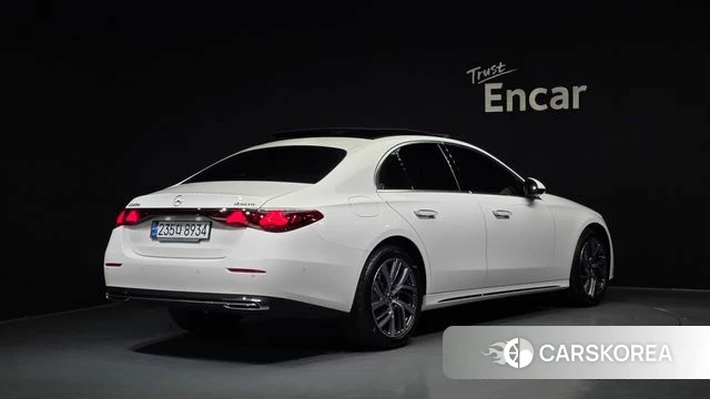 Mercedes-Benz E-Class W214 id 3883098 из Кореи 12