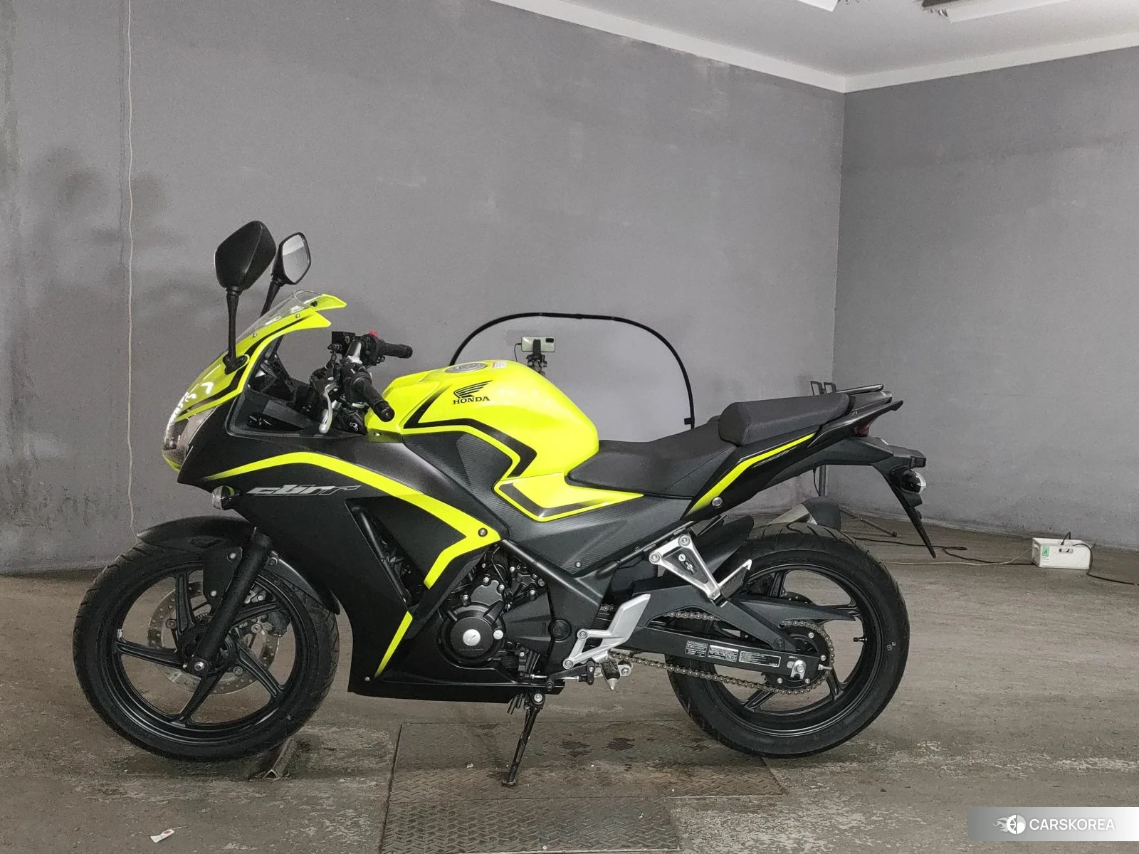 Проданный Honda CBR250R id 4184580 из Японии