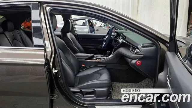 Toyota Camry (XV70) id 2761454 из Кореи 12