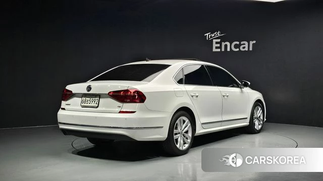 Volkswagen The New Passat id 4477450 из Кореи 12
