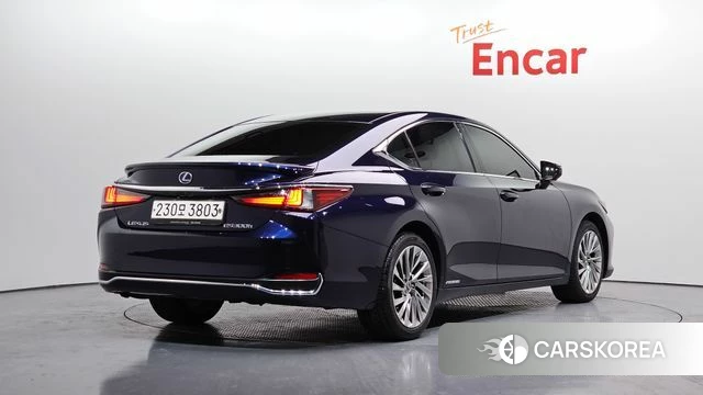 Lexus ES300h 7th generation id 3839437 из Кореи 12