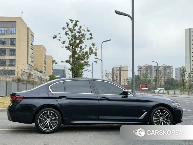 BMW 5 series id 4257165 из Китая 9