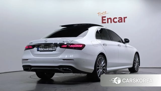 Mercedes-Benz E-Class W213 id 4609599 из Кореи 12