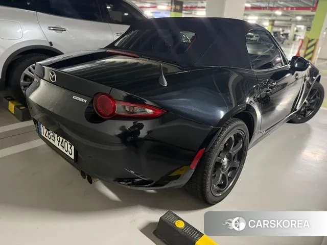 Mazda MX-5 MIATA 2021 Черный из Кореи, фото 2