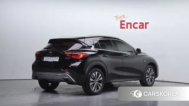Infiniti QX30 id 3607938 из Кореи 12