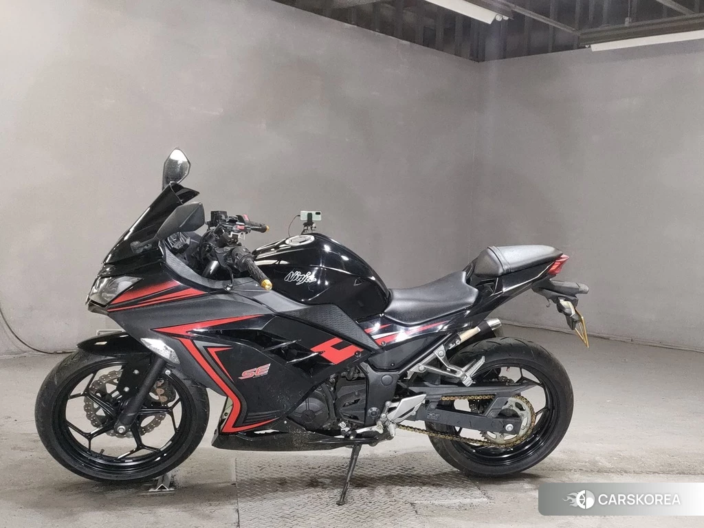 Проданный Kawasaki NINJA 250 2013 из Японии, фото 2