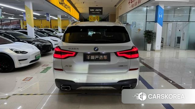 BMW X3 2021 Белый из Китая, фото 3