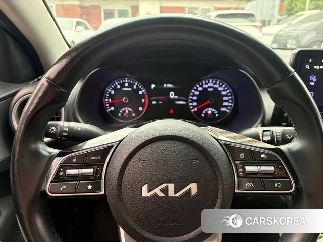Kia The New K3 2nd generation 2022 Белый из Кореи, фото 4
