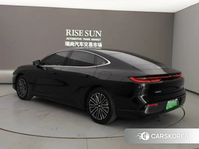 Geely Galaxy Galaxy Sparkle 8 PHEV 2025 Черный из Китая, фото 2