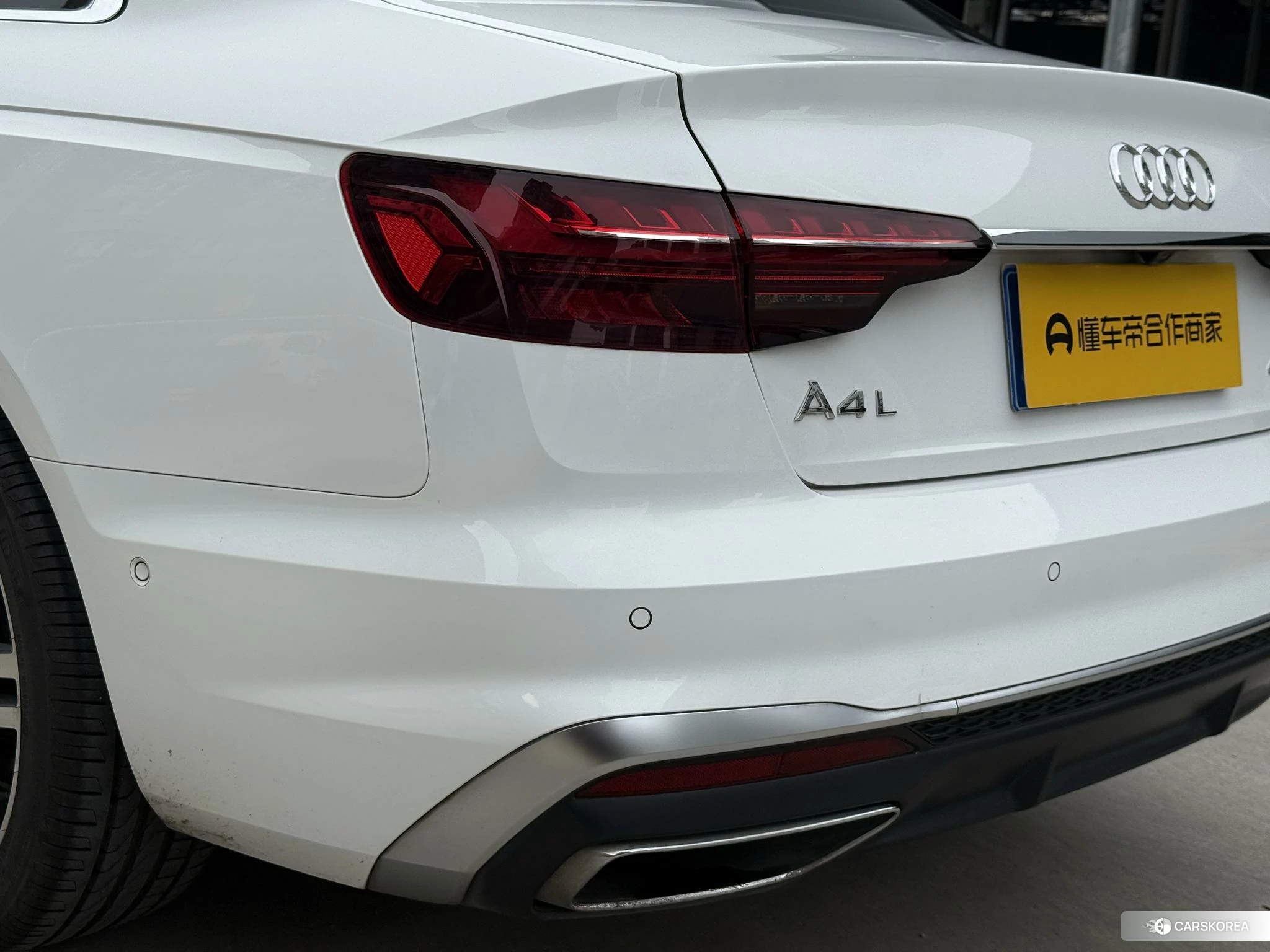 Audi A4L id 4510431 из Китая 12