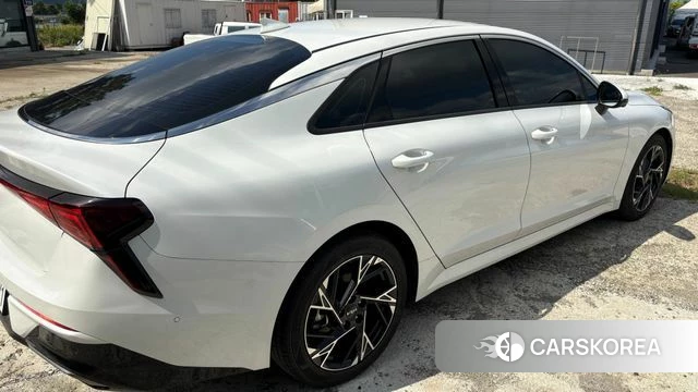 Kia The New K5 3rd generation 2023 Белый из Кореи, фото 3
