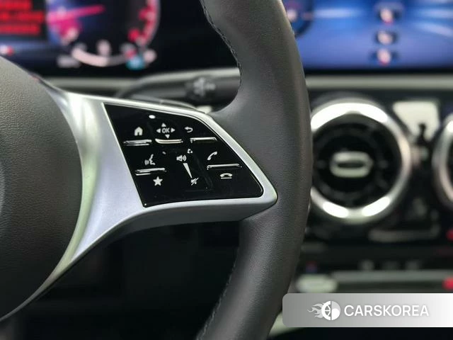 Mercedes-Benz Class A id 4279370 из Китая 8
