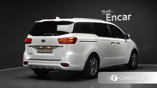 Kia The New Carnival id 4907379 из Кореи 12