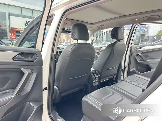 Volkswagen Tiguan L 2018 Белый из Китая, фото 5
